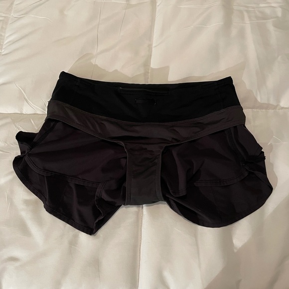 SOLD Lululemon Speed Shorts - Picture 4 of 5